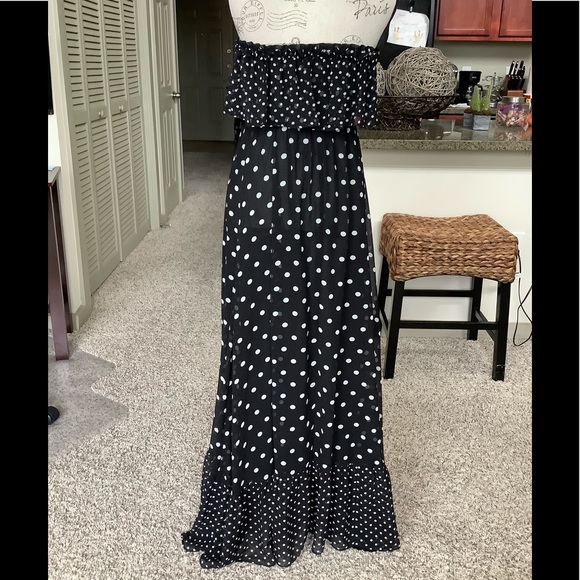 🥂 NWOT Polka Dot Maxi Dress 🥂 - Picture 3 of 9